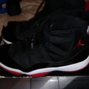 Jordan 11 retro bred size 13